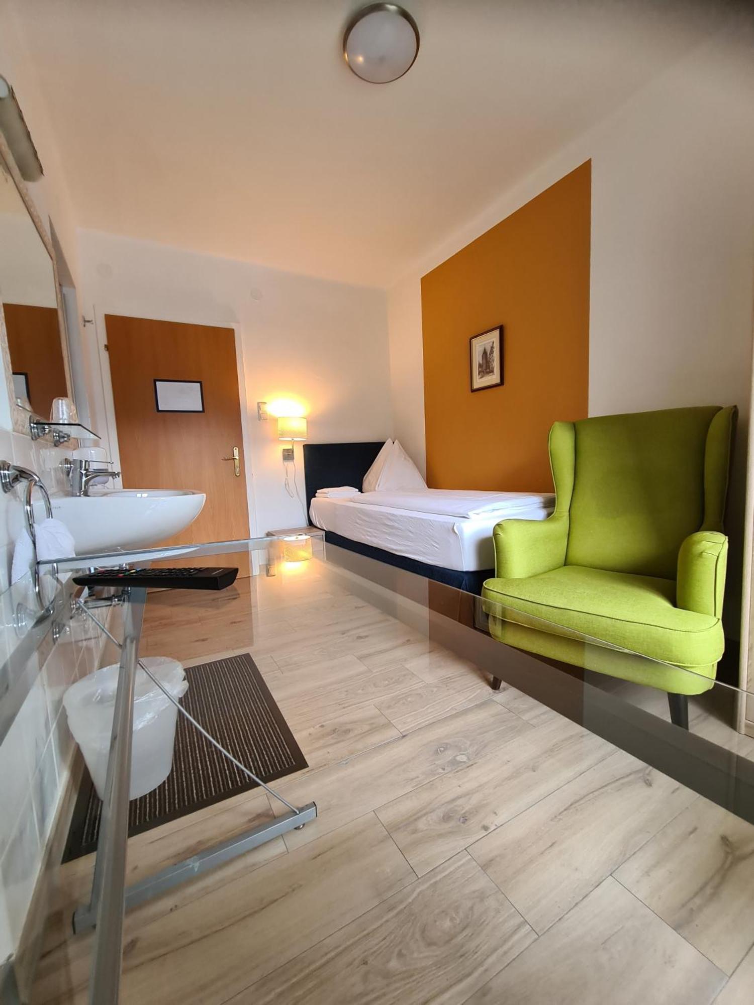 B&B Hallstatt Lake Obertraun Self Check In Ruang foto